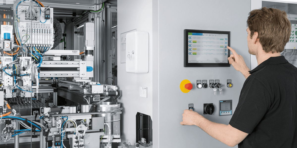 HMI monitors and touchscreen displays